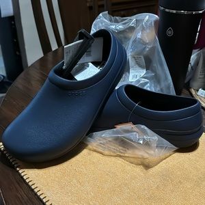 NWT Crocs on the block work slip on navy men’s 11 brand new